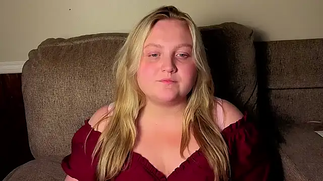 PhatAssBlond online show from August 6, 5:47 am
