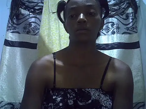 ElianeHot online show from November 22, 7:16 pm