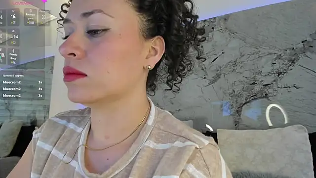 LIZ HOLMES online show from October 31, 12:20 pm