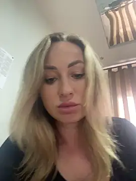 goddeesssssss online show from December 4, 10:17 am