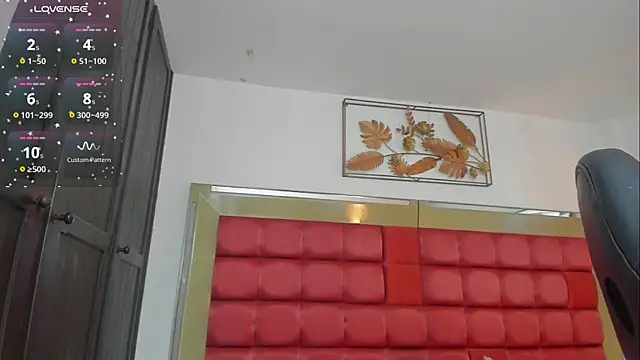 FaloonRoussel online show from November 10, 6:03 pm