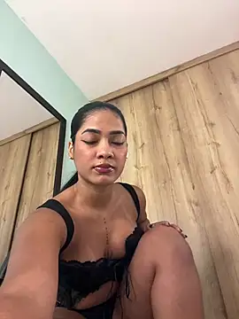 maya  fox online show from March 19, 2:16 am