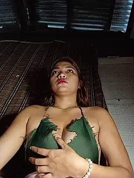 prettybella4u online show from July 28, 11:04 pm