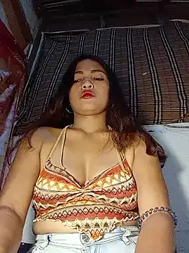 prettybella4u online show from June 29, 11:32 am