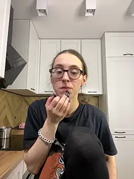 MartiniiSelenna online show from November 13, 6:56 am