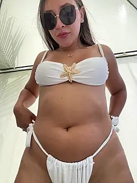 Rose-euphoria online show from November 1, 2:21 pm