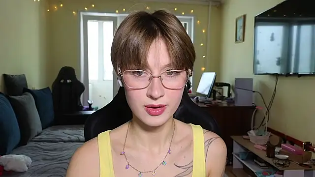 MalvinaBlum online show from January 13, 6:19 am