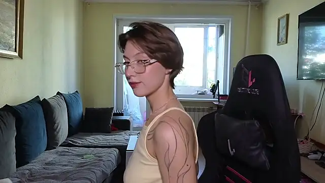 MalvinaBlum online show from June 4, 4:06 am
