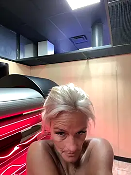 vixendoll87 online show from November 30, 1:32 am