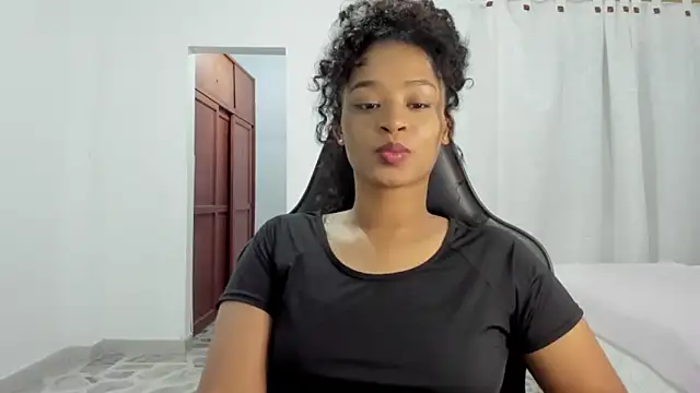 Tammy-Bliss online show from February 3, 3:37 am