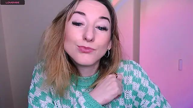 AmandaSell online show from December 17, 8:18 am