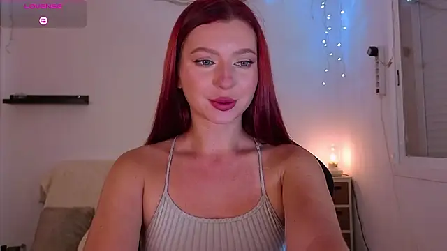 Snapshot of Karinchik_ chatting on October 6, 8:02 pm Karinchik online show from October 6, 8:02 pm