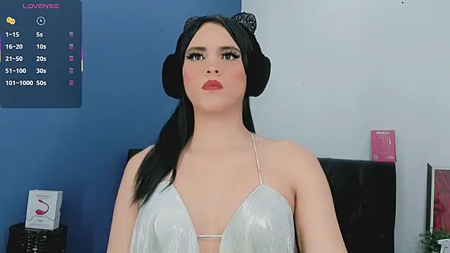 Snapshot of valentina_princess_ chatting on September 21, 4:44 am valentina princess online show from September 21, 4:44 am