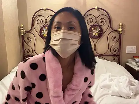 mako-mako33 online show from September 11, 10:04 am