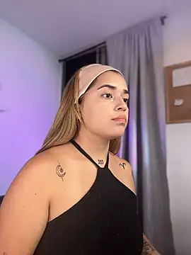 JoselinFlower  online show from December 20, 1:53 am