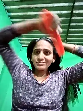 Baby  Shreya online show from December 17, 6:28 am