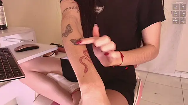 shanakendal2 online show from November 28, 2:20 pm