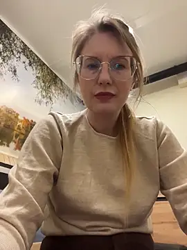 Vanilladreams online show from February 18, 5:34 pm