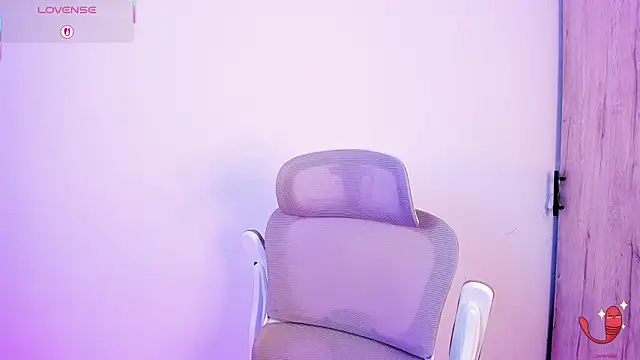 sofiaa grey  online show from November 13, 3:00 pm