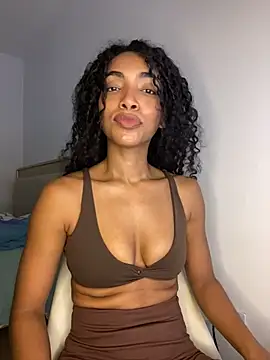 nicoleebony1 online show from January 7, 8:23 pm