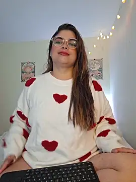 Snapshot of Juliietha_servas chatting on October 12, 2:03 am Juliietha servas online show from October 12, 2:03 am