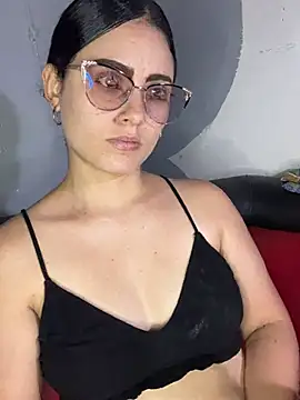 Azuna25 online show from March 6, 8:48 pm