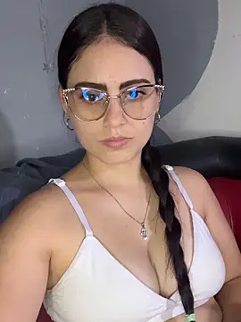 Azuna25 online show from February 13, 8:10 pm