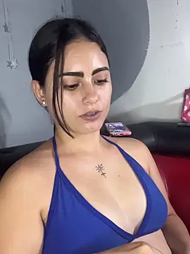 Azuna25 online show from May 5, 7:28 pm