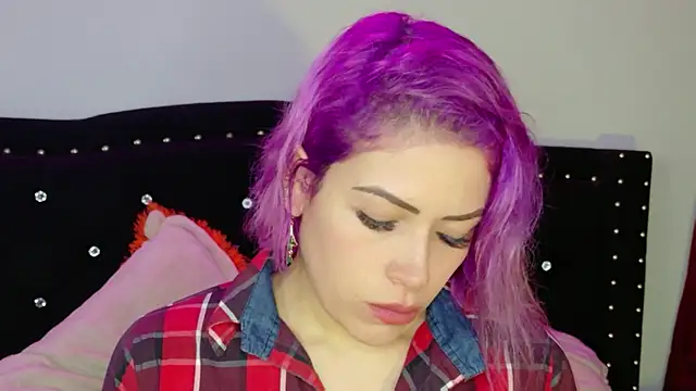Natalia Montoya online show from May 13, 2:06 am
