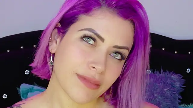 Natalia Montoya online show from May 8, 12:58 am