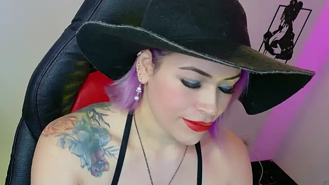 Natalia Montoya online show from June 20, 9:46 am