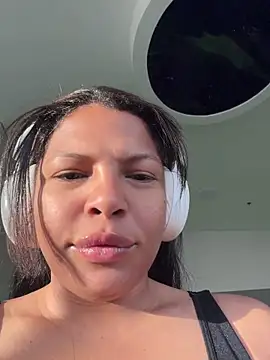 Anabel693 online show from May 5, 11:35 am
