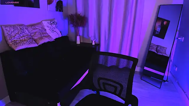 Lily xBabe online show from April 12, 11:46 am