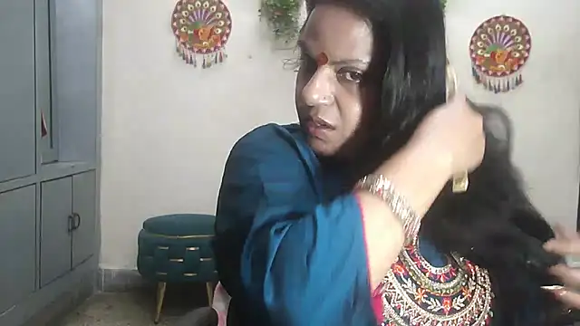 Sexy komolika online show from April 1, 4:15 pm