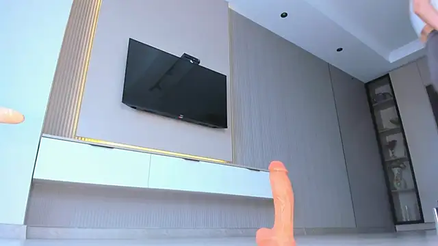 Cherrypie 001 online show from November 29, 6:17 am