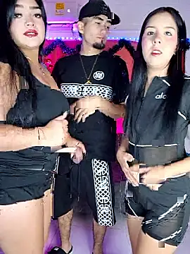 royalgirls x online show from January 8, 1:20 am