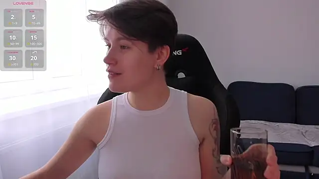 JessieFlower online show from October 29, 8:29 am