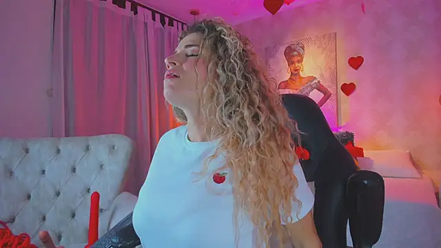 Shantall   online show from February 14, 11:56 am