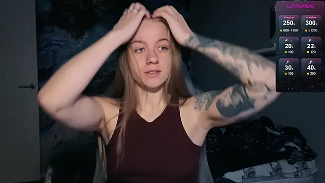 candy maggie online show from November 28, 7:06 pm