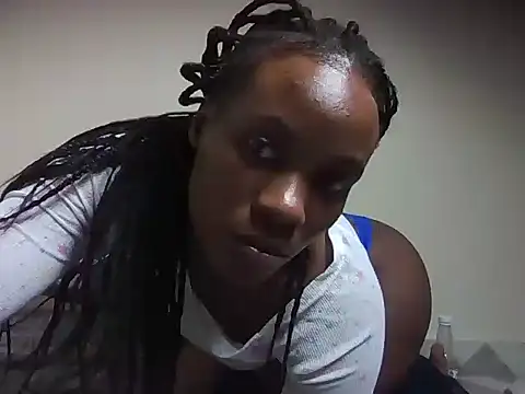 Snapshot of Creamy_candy17 chatting on October 4, 11:53 pm Creamy candy17 online show from October 4, 11:53 pm
