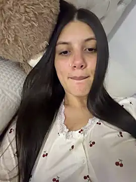 EmilyS   online show from February 16, 4:34 am