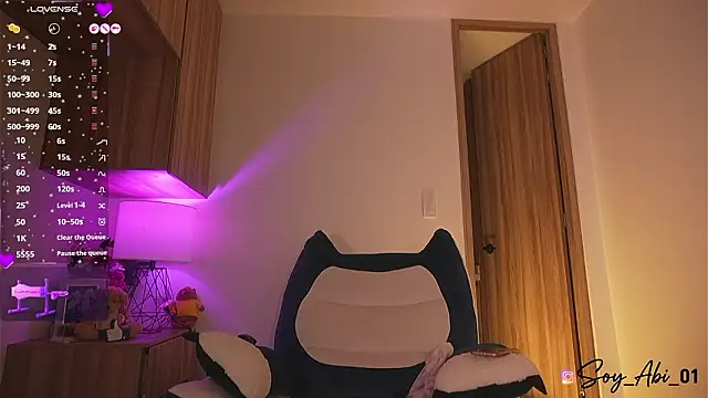 soy abi  online show from March 12, 10:56 pm