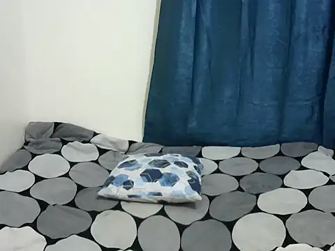 Snapshot of Kariselle- chatting on October 3, 6:57 pm Kariselle- online show from October 3, 6:57 pm