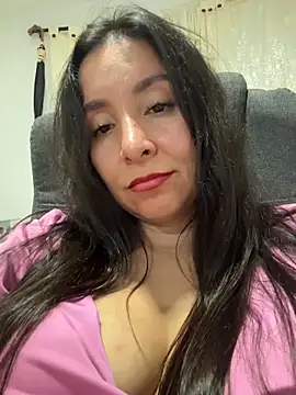 emely sexx20 online show from March 1, 1:27 am