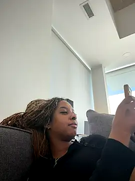 Your Paris online show from October 21, 7:29 pm