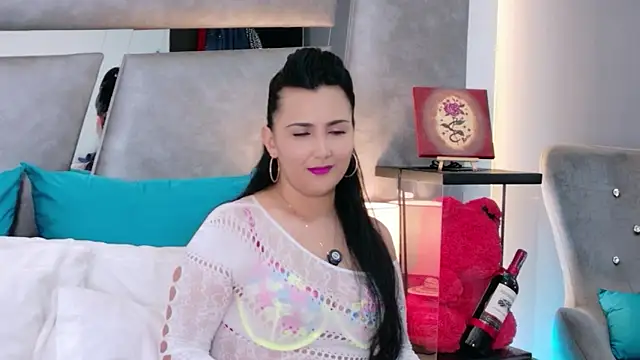 Evangeline Taylorr online show from February 27, 7:24 pm