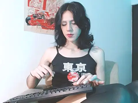 lucydreamm online show from June 15, 11:16 pm