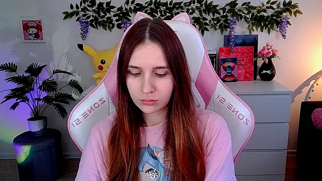 AliceCharmy online show from March 15, 1:24 pm