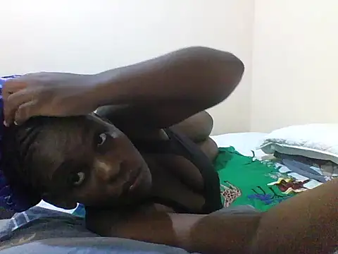 princess-cutie12 online show from January 8, 7:18 pm