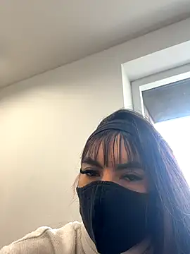 Nicolle foxy online show from November 9, 6:15 pm